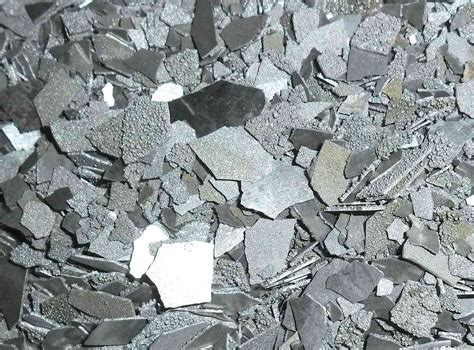 Manganese (Mn) .